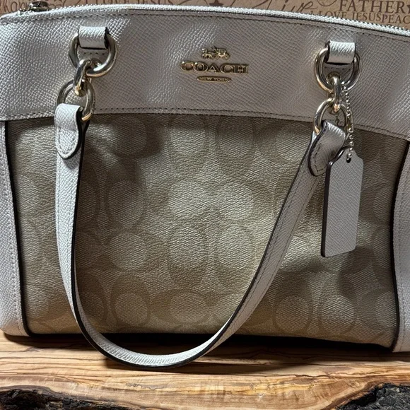 Coach Tan and Cream Shoulder Bag and wallet preowned great condition. - Picture 2 of 16